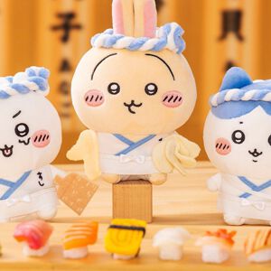 『むちゃうま!!ちいかわ寿司』各商品が本日より販売開始。お寿司がテーマのちいかわグッズ、店舗に加えてオンライン販売もスタート！