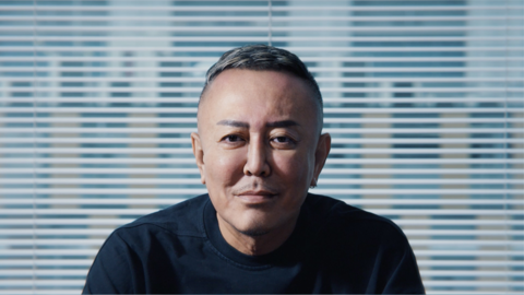 ゲームクリエイター名越稔洋の顔がバーストする衝撃映像。名越スタジオ設立3周年を記念したブランド映像“MAKE/HUMAN”が公開
