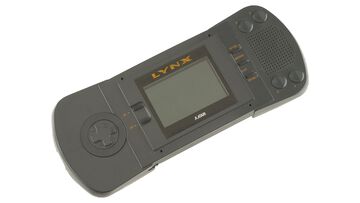 Atari Lynx（アタリ リンクス）発売35周年。世界初のカラー液晶を搭載した携帯型ゲーム機は海外生まれ。拡大・縮小・回転機能も備えた性能の高さが売りだった【今日は何の日？】