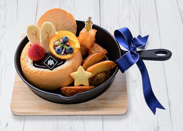 “カービィカフェ”でチョコづくしのフェアが1月15日から開催。パンとフルーツ盛り合わせのチョコフォンデュで心身ともにほっこり