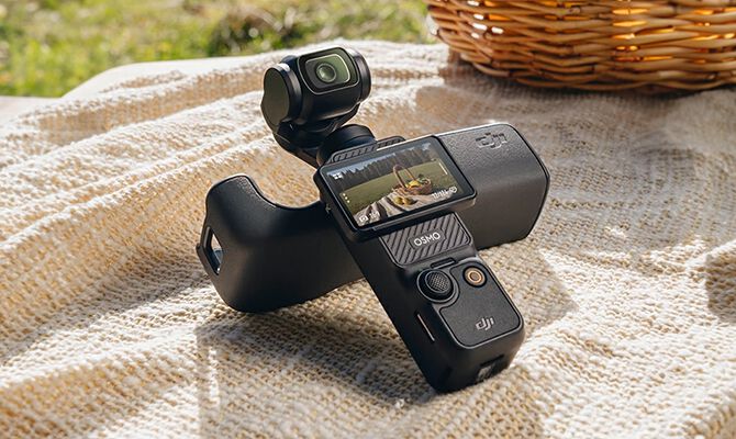 DJIの大人気ポケットジンバルカメラ『DJI Osmo Pocket 3 DJIの大人気ポケットジンバルカメラ『DJI Osmo Pocket 3
