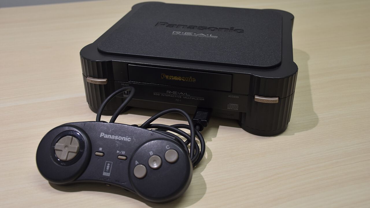 3DO REALが日本で発売された日。『スパ2X』や『Dの食卓』、『ポリスノーツ』がいち早く遊べた大手電機メーカー開発の変わり種ハード【今日は何の日?】