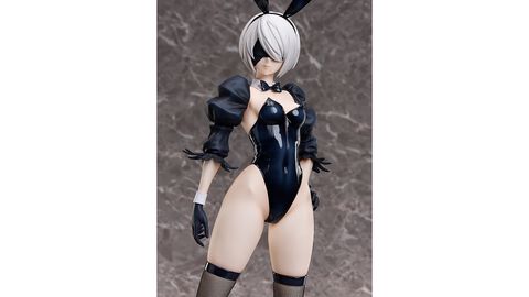『ニーア オートマタ Ver1.1a』バニー姿の2Bがフィギュアに。堂々とした立ち姿、魅惑の脚に目を奪われる。ゴーグルなしVer.の顔パーツも付属