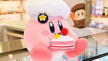 『星のカービィ』一番くじ新作が4月26日発売。ピンクショートケーキを持つパティシエカービィのぬいぐるみなどかわいいグッズが多数登場
