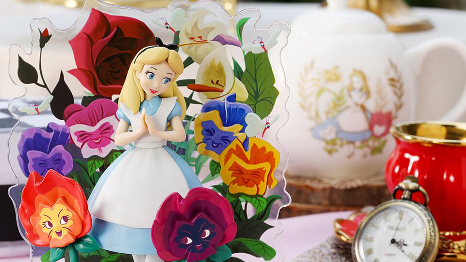 ディズニーの新作一番くじが本日（5/17）発売。『ふしぎの国のアリス』フィギュアがA賞に。ラストワン賞にはおしゃれなティーポットも