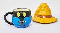 『FF9』ビビのマグカップが8月16日に発売。帽子型の蓋を外してほっと一息つけるかわいいデザイン。ぬいぐるみポーチや新規イラストのアクスタも