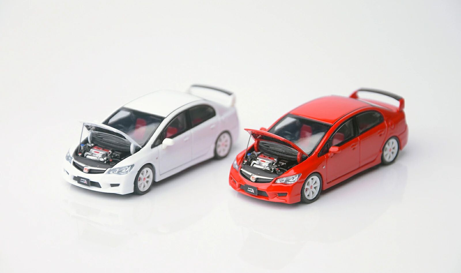 Model 1】1/64スケールミニカー『ホンダ シビック タイプR（FD2