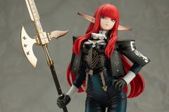 『メタファー』ヒュルケンベルグがフィギュアに。流麗な赤髪、衣装の革の質感などにこだわった逸品。アトラスDショップの特典はB2タペストリー
