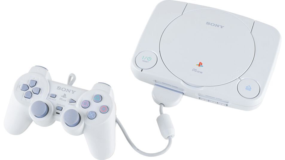 PS one 25周年。丸みを帯びたかわいいデザインで、モニターを付ければ外出先でも遊ぶことができたユニークなハード【今日は何の日?】