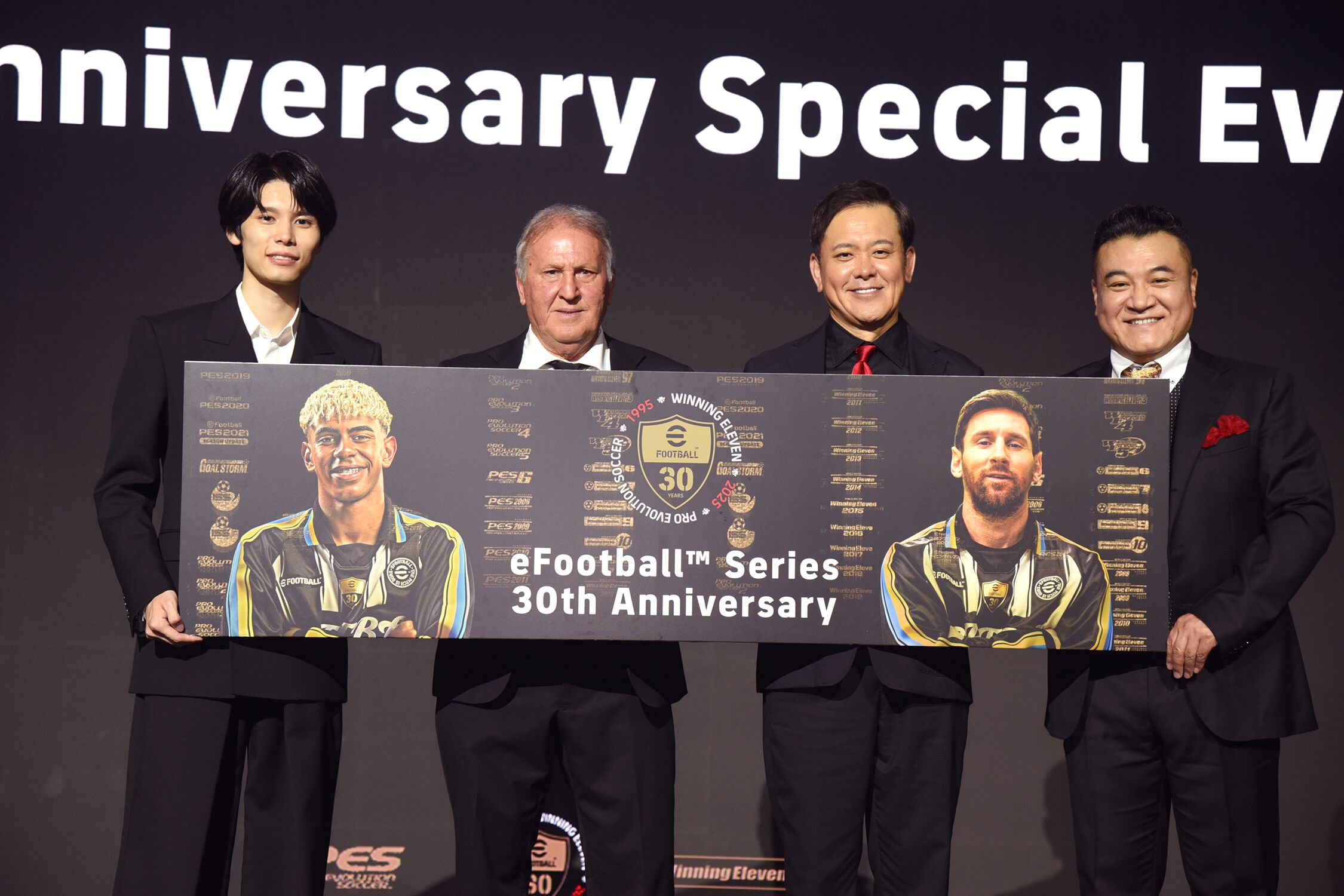 ジーコが来た！ ジョン・カビラはギネス登録。“eFootballシリーズ30
