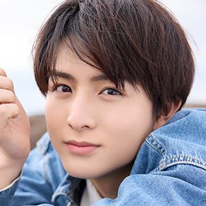 柏木悠1st写真集『19→20』