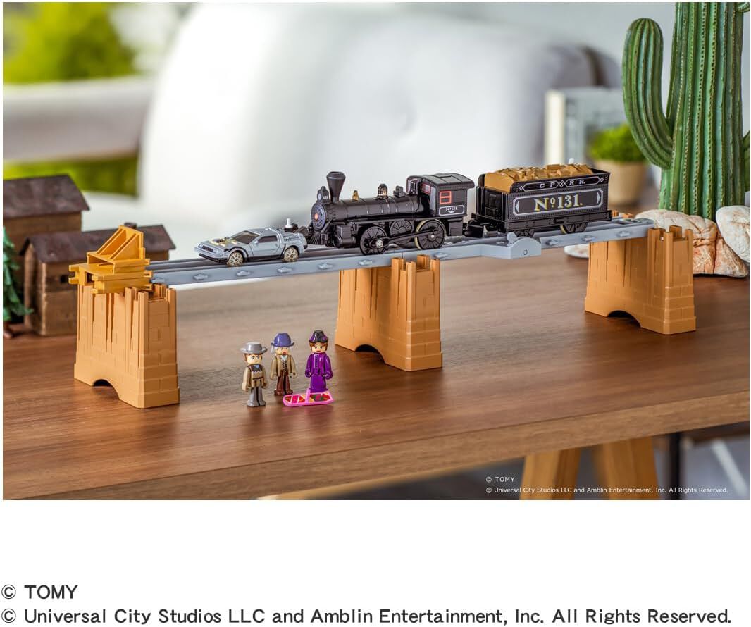 バック・トゥ・ザ・フューチャーPART3』の蒸気機関車型タイムマシンが