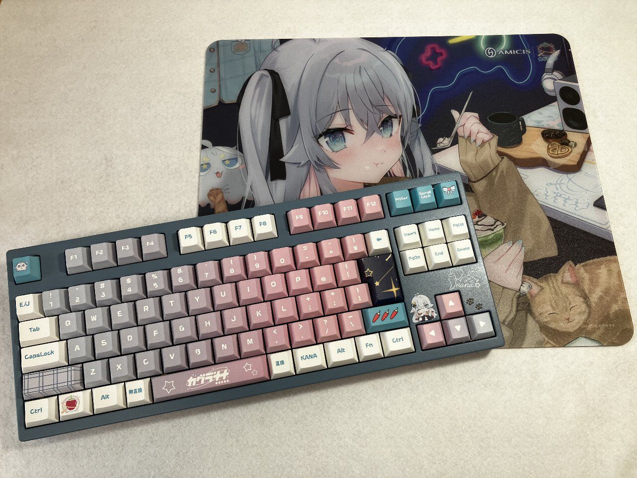 レビュー】カグラナナさんのコラボゲーミングキーボード＆マウスパッド 