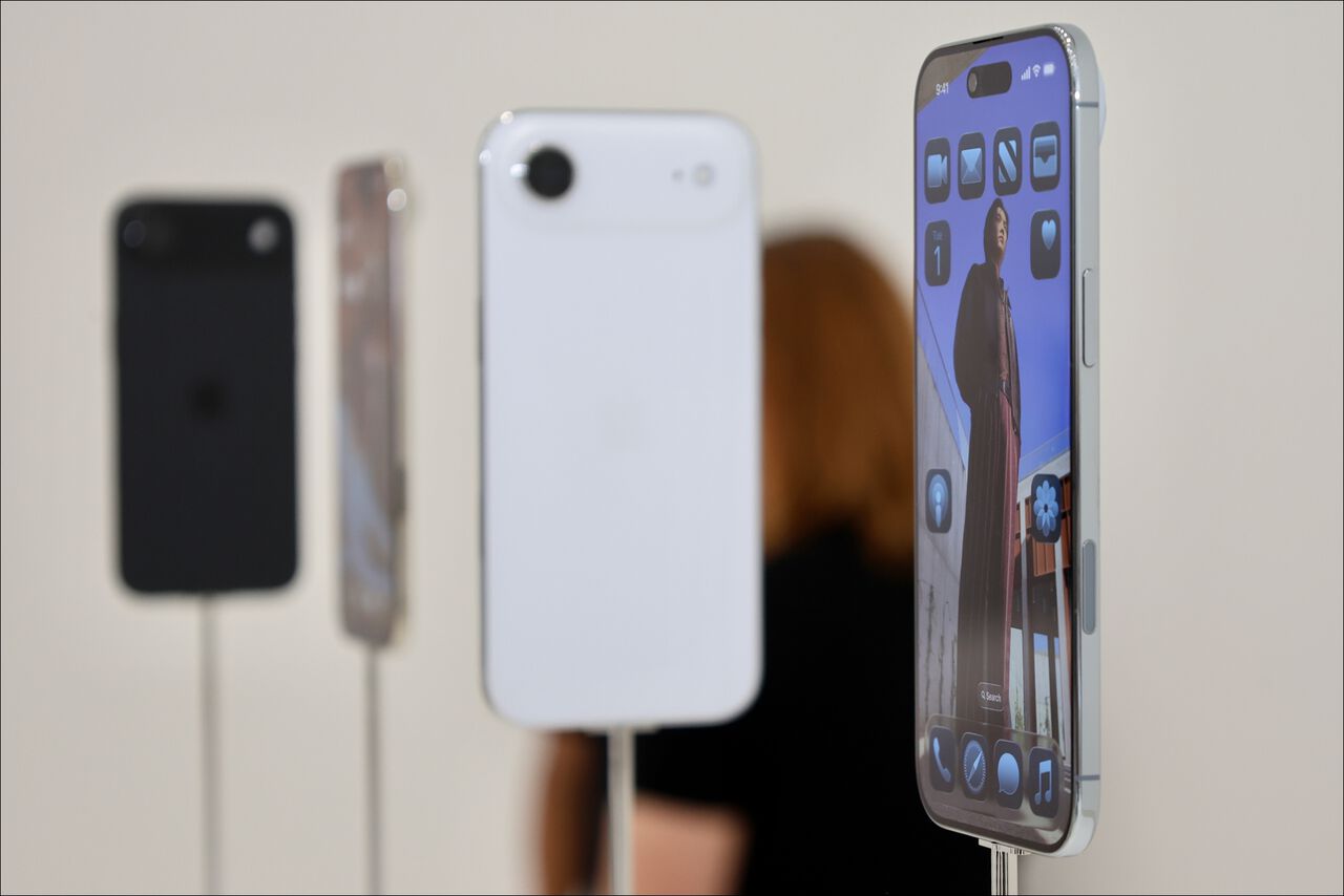iPhone AirをApple Park現地でハンズオン。5.6mmの薄さ、165gの軽さに驚愕。ここに最上位A19 Proチップを搭載