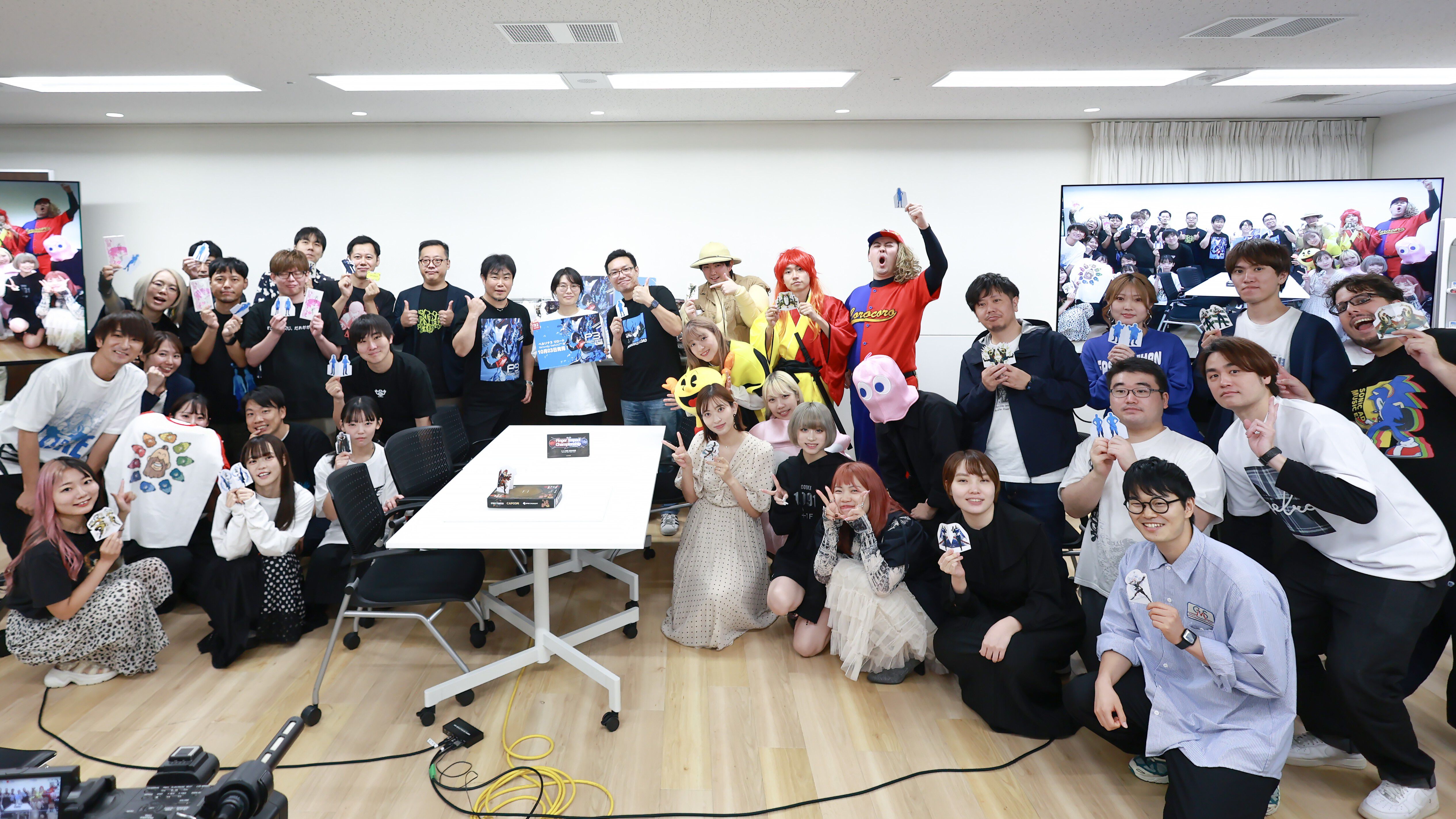 【スト6 × かまいたちの夜】コラボグッズはまさかの"トントン相撲"!? いろんな会社の大人が"ガチ"でトントン相撲する企業対抗戦"Finger Impact championship"をリポート