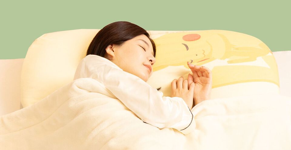 『ポケモンスリープ』ピカチュウと添い寝、カビゴンに腕枕してもらえるまくらが登場。昭和西川コラボ寝具第2弾が10月20日より順次発売