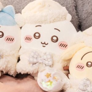 【ちいかわ】クリスマスをイメージしたぬいぐるみ『ちいかわ プレゼントフォーユーなぬいぐるみ』11/21発売