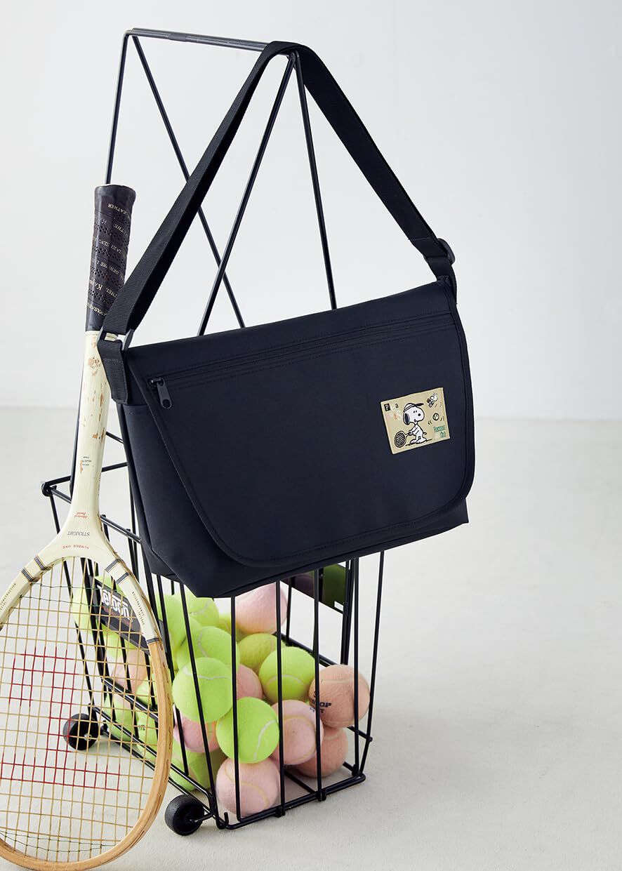 SNOOPY DAILY MESSENGER BAG BOOK』が予約受付中。普段使いに最適な