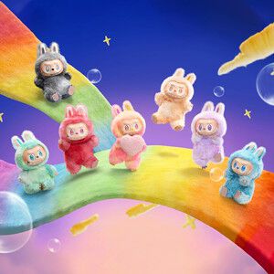 《ラブブ》のぬいぐるみペンダント『THE MONSTERS Big into Energy シリーズ』が販売中。色とりどりのラブブたちをコレクション！