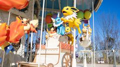 【ポケパークカントー】イーブイがモチーフのアトラクション“ブイブイヴォヤージュ”詳細解禁。イーブイズや​​ポニータ、ギャロップたちのかわいいメリーゴーランド公開