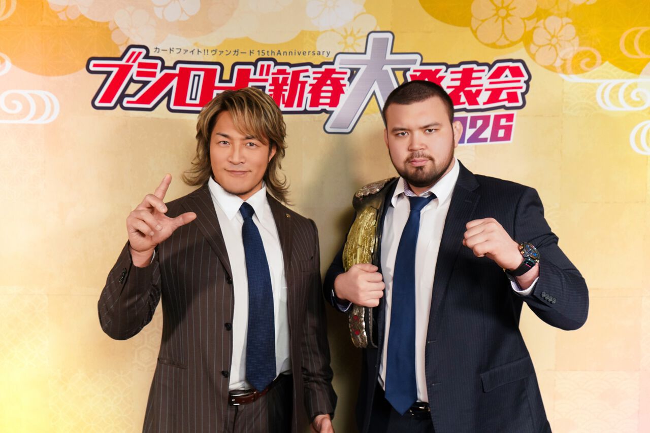 デビュー戦で王座を獲得したウルフアロン選手も登壇した新日本プロレス