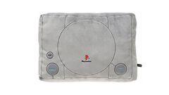 初代プレステ、『どこでもいっしょ』トロ、『アストロボット』アストロの長辺クッションが登場。本日（2/10）よりGRAPHT公式ストアで発売