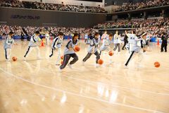 “シャニマス大感謝祭！”1日目リポート。ガチ過ぎるアイドルたちの運動会が開催。個人戦で行われたDAY1の優勝に輝いたのは永井真里子さん（西城樹里役）