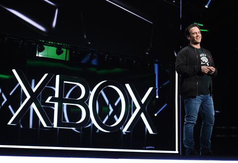 Xbox事業を長年率いてきたゲーム部門CEOのフィル・スペンサー氏が退任へ。Xbox部門の現代表サラ・ボンド氏も退職