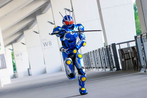『アギト—超能力戦争—』新たに仮面ライダーG7が登場。予告映像やポスターも解禁。主題歌はORANGE RANGE