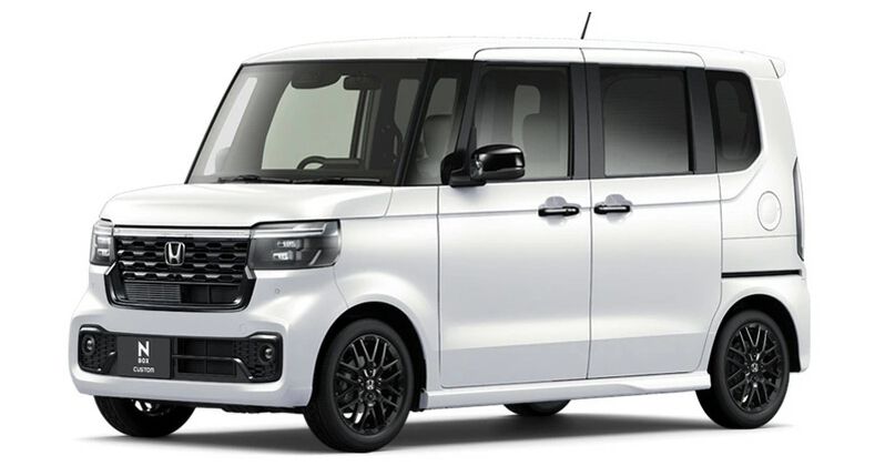 N BOX カスタム 車検R10/6 総額36万 新車半額】ホンダ『N-BOX カスタム』の新車が50％オフの約《110万円