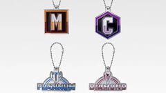 『スト6』一番くじ。E賞メタルチャームのデザインはランクマ称号、クラシック、モダン。ほか賞品はルーク&ジェイミーのヘッドフィギュアも