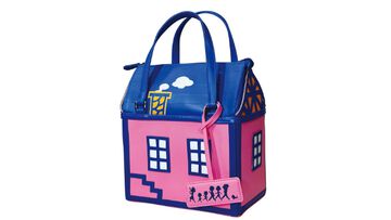 『サザエさん』EDのロッジを再現したバッグが再販決定。アニメ放送55周年記念イベント“サザエさんあさひが丘スーパー”で販売。価格は68000円