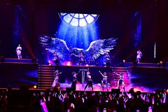 『シャニマス』8thライブ“∞thLIVE iと夢”のDay1リポート。3Dのアイドルたちと共演しながら『シャイニーカラーズ』珠玉の楽曲を披露