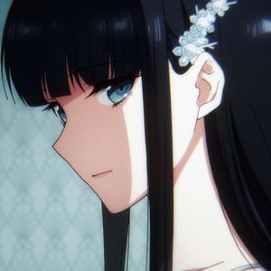 劇場版『魔法科高校の劣等生 四葉継承編』真紅の封筒に包まれた招待状が深雪の元へ――。本編一部映像が初公開。さらに先着特典の配布が決定し、 第1週来場者特典も公開