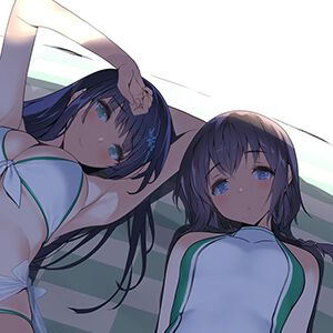 劇場版『魔法科⾼校の劣等⽣ 四葉継承編』“最強”応援イラスト第3弾は『アクセル・ワールド』のHIMA先生。パラソルの陰の下で寝そべる水着姿の深雪と水波が…！