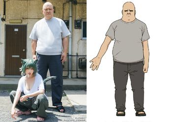 アニメ『ヤニねこ』大家役・稲田徹のコスプレグラビアがヤンマガに登場。そっくりすぎてもはや本人