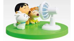 一番くじ『クレヨンしんちゃん』が本日（8/8）発売。扇風機に「あ～」する夏全開のしんのすけ・ひまわり・シロのジオラマフィギュアに癒される