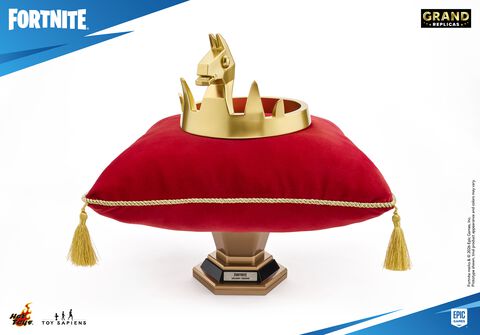 『フォートナイト』1/1ビクトリークラウンが高級感溢れるレプリカに。デフォルメフィギュアやスタチューなど新作アイテムが発売