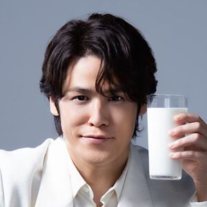 宮野真守×明治おいしいミルクシリーズ