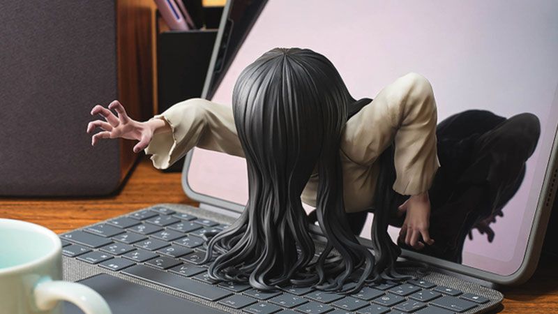 貞子』のろいの胸像フィギュアがついに登場！ デスクや棚など好きな
