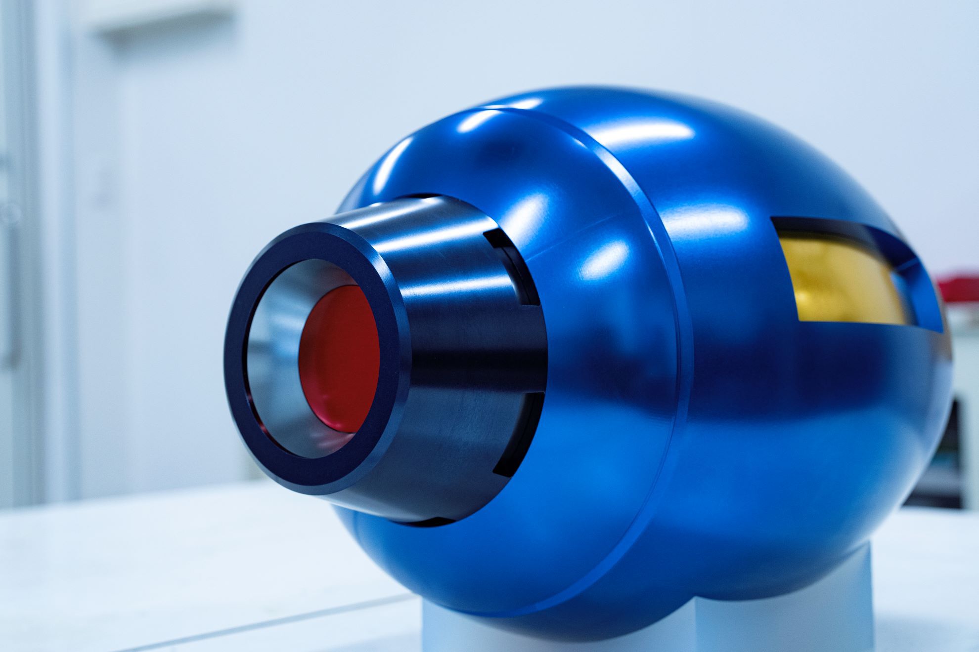 ロックマン』ロックバスターが1/1スケールで実現。職人たちが緻密な