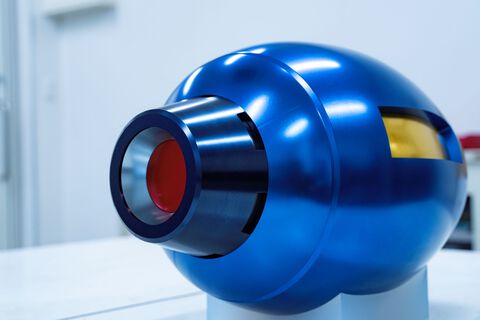 『ロックマン』ロックバスターが1/1スケールで実現。職人たちが緻密な造形と究極の青を追求した逸品。TGS2026のカプコンブースで出展