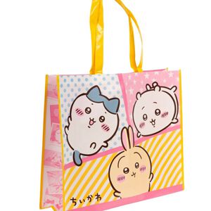 『ちいかわ』限定エコバッグが登場。水に強く汚れにくい素材で、買い物やプールなどのお出かけにオススメ！