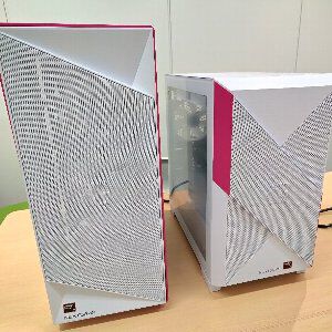 【ゲーミングPC】NEXTGEARのミニタワーとフルタワーだとサイズ感はどう違う？ 性能も比較してみた