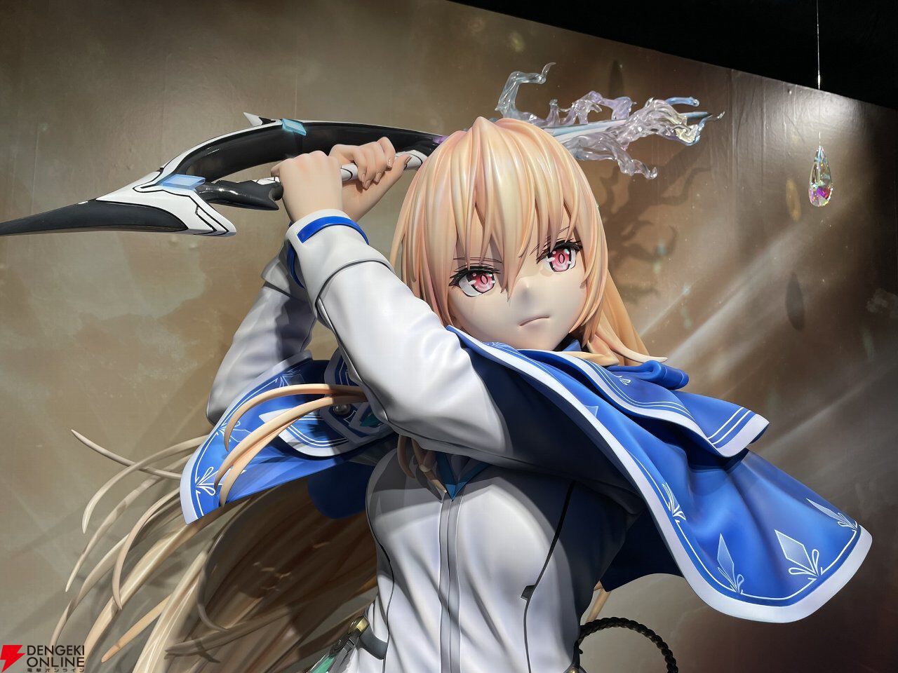 ヘブバン展の等身大ユイナ先輩神々し過ぎ！ ななみん可愛すぎ!! 展示