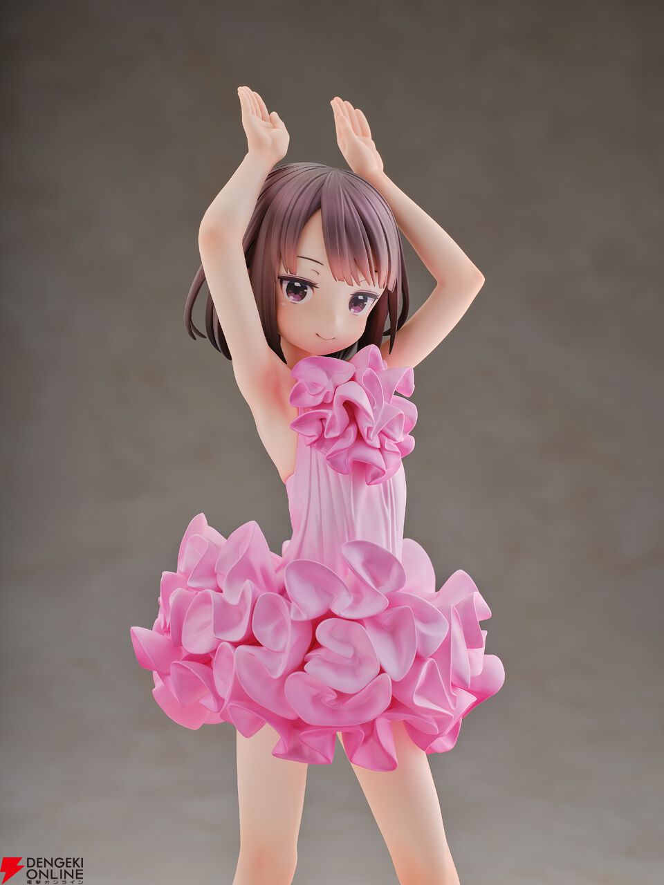 SAO ガンゲイル・オンラインⅡ』レンがお花のようなドレス姿と