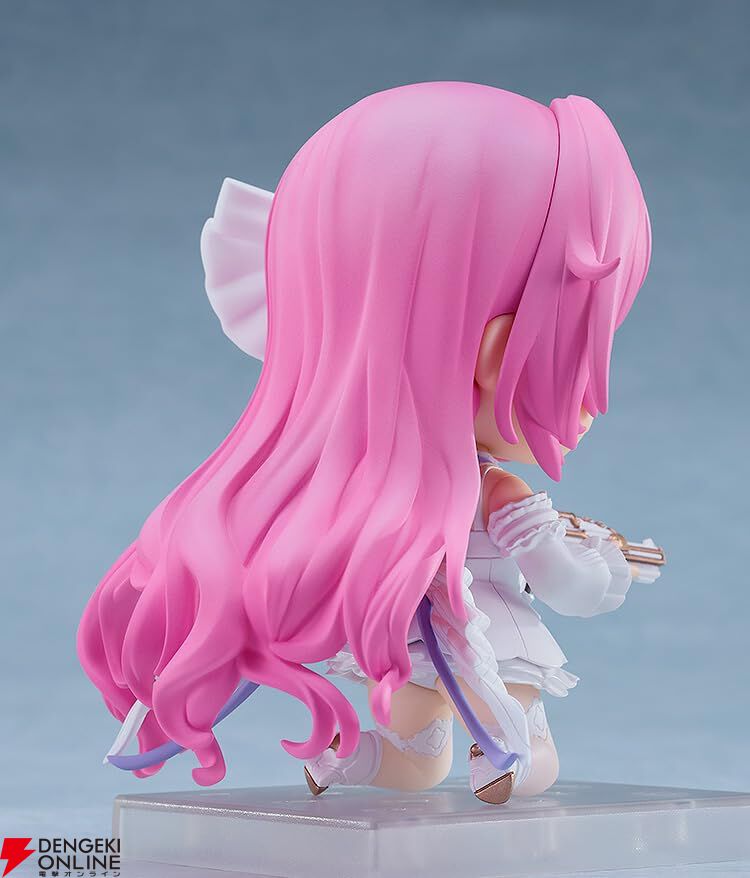勝利の女神 NIKKE ニケ ねんどろいど ドロシー 特典「ピナ 背景シート」付 NIKKE』ドロシー様のねんどろいどには微笑み顔・泣き顔・嘲る顔