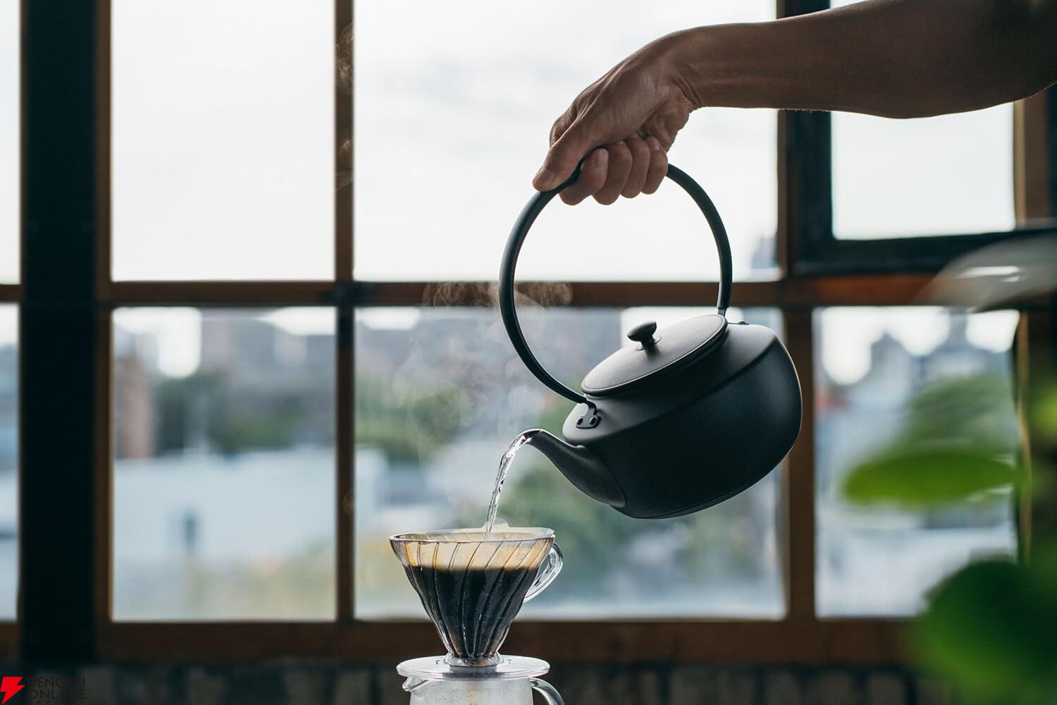 家電芸人でも大好評！ BALMUDAの『MoonKettle（ムーンケトル）』は薬罐