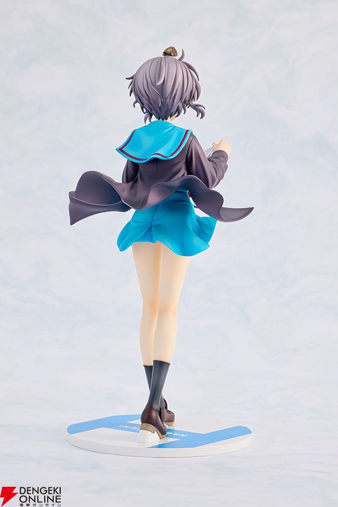 涼宮ハルヒ』シリーズから長門有希のフィギュアが登場。いとうのいぢ