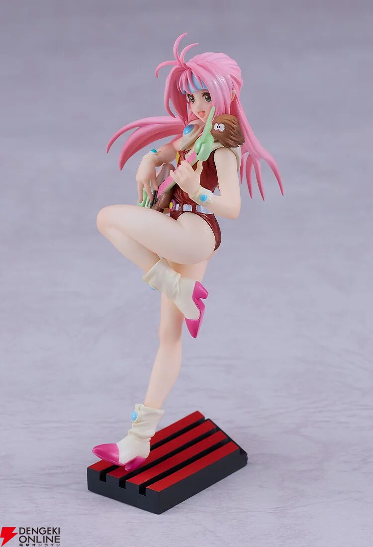 マクロス7』ミレーヌが1/20のプラモデルに！『PLAMAX MF-90